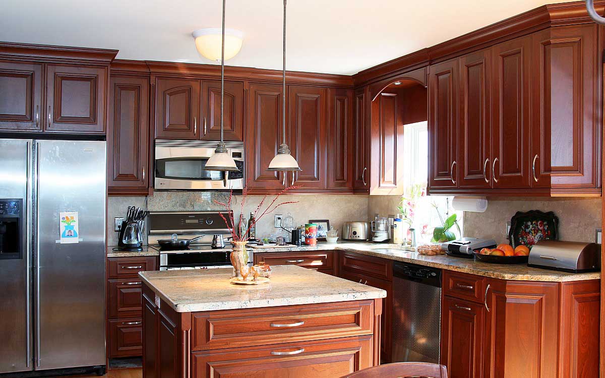 Mahogany Kitchens in Kampala Uganda. Uganda's leading hard wood furniture design and kitchen cabinets companies: contractors, suppliers, manufacturers and installers of kitchen cabinets in Kampala Uganda, East Africa. Kitchen Cabinets Uganda. kitchencabinetsug.com